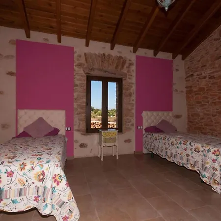 Holiday home Mit Privatpool Fuer 6 Personen Ca 200 Qm In Tuineje, Fuerteventura Binnenland Von Fuerteventura