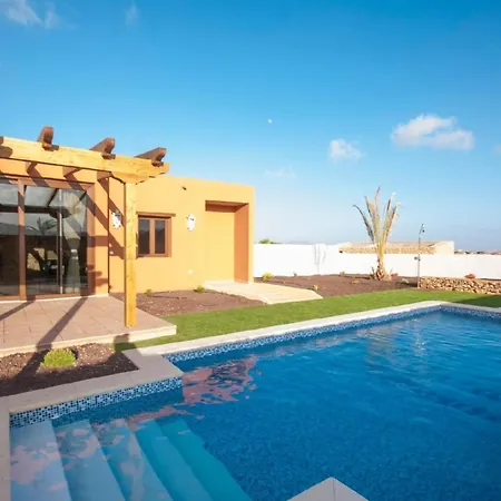 Mit Privatpool Fuer 6 Personen Ca 200 Qm In Tuineje, Fuerteventura Binnenland Von Fuerteventura Tuineje