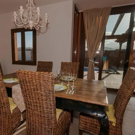 度假居 Mit Privatpool Fuer 6 Personen Ca 200 Qm In Tuineje, Fuerteventura Binnenland Von Fuerteventura *