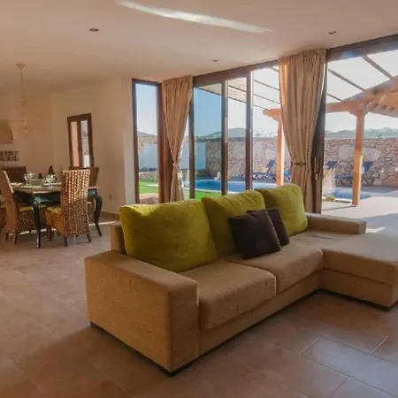 別荘 Mit Privatpool Fuer 6 Personen Ca 200 Qm In Tuineje, Fuerteventura Binnenland Von Fuerteventura